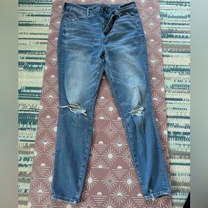 American Eagle High Rise Dream Jean